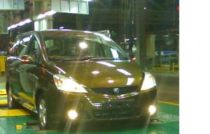 Proton MPV hitam