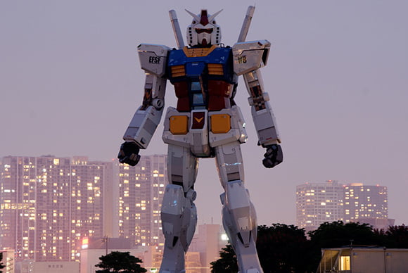 Life-sized-Gundam-Back-9
